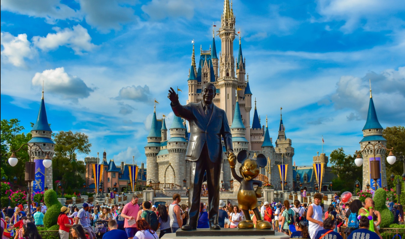 STARNES: Disney Wants Minnie Mouse to Look Like a Man - Todd Starnes